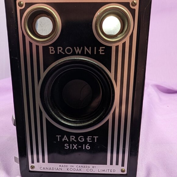 Vintage Brownie Target Six-16 Camera - Picture 8 of 8